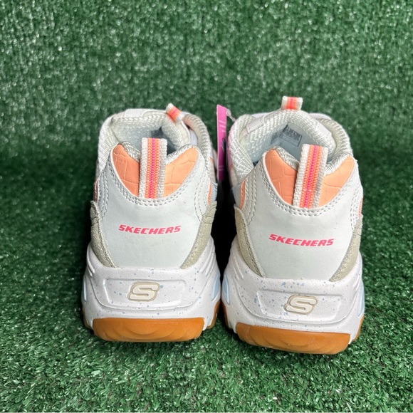 NEW - Skechers Women's D'Lites Sneakers Shoes Size 9 - Picture 4 of 10